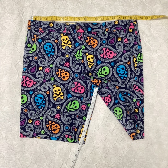 Loudmouth Golf Shorts - Picture 2 of 4